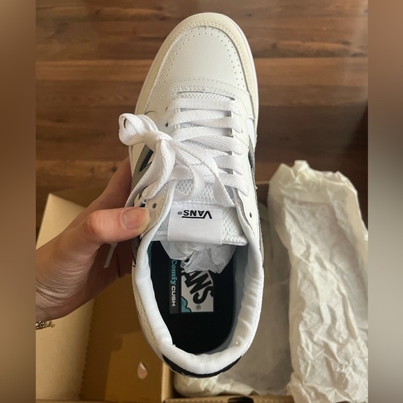 Vans Lowland CC Sneakers - Picture 7 of 8